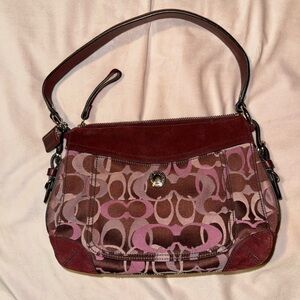 COACH VINTAGE BURGUNDY SIGNATURE SUFFLETTE CLOTH HANDBAG